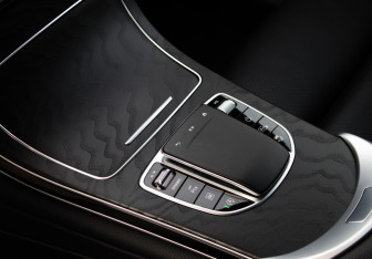 Подержанный автомобиль Mercedes-Benz GLC Coupe 2022 года (20 фото)