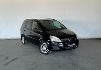 Подержанный автомобиль Opel Zafira Compactvan 2008 года (3 фото)