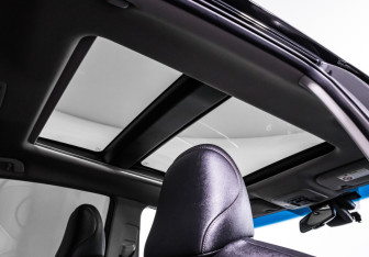 Подержанный автомобиль Toyota Camry Sedan 2022 года (25 фото)