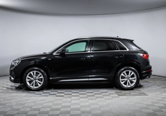 Подержанный автомобиль Audi Q3 2021 года (8 фото)