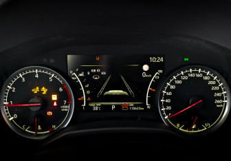 Подержанный автомобиль Toyota Land Cruiser Suv 2021 года (13 фото)