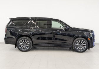 Подержанный автомобиль Cadillac Escalade Suv 2021 года (4 фото)