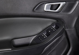 Подержанный автомобиль Chery Tiggo 4 2021 года (16 фото)