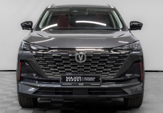 Подержанный автомобиль Changan CS55PLUS 2023 года (2 фото)