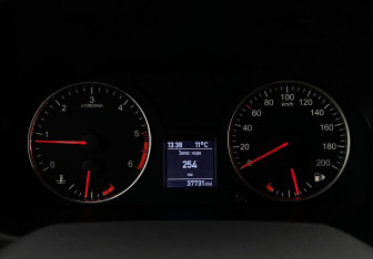 Подержанный автомобиль УАЗ Patriot 2021 года (23 фото)