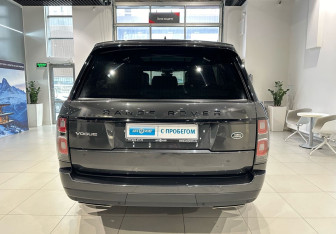 Подержанный автомобиль Land Rover Range Rover 2020 года (5 фото)
