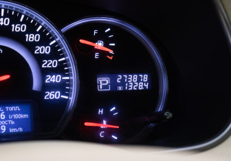 Подержанный автомобиль Nissan Teana 2011 года (12 фото)
