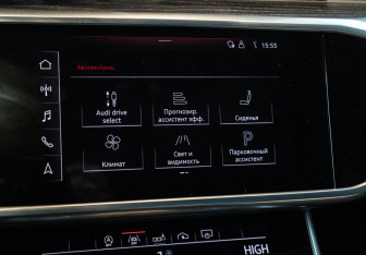 Подержанный автомобиль Audi A6 Sedan 2019 года (25 фото)