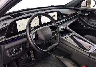 Подержанный автомобиль Exeed RX 2023 года (15 фото)