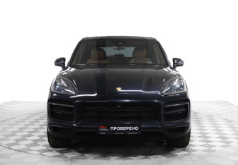 Подержанный автомобиль Porsche Cayenne 2021 года (2 фото)