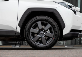 Новый Toyota RAV4 2026 (9 фото)