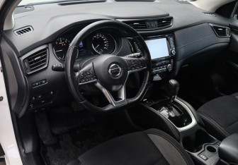 Подержанный автомобиль Nissan Qashqai 2019 года (11 фото)