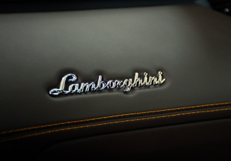 Подержанный автомобиль Lamborghini Aventador Coupe 2017 года (17 фото)