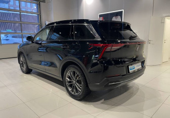 Подержанный автомобиль FAW Bestune T55 2023 года (6 фото)