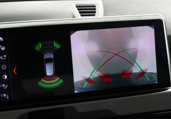 Подержанный автомобиль BMW X1 2021 года (16 фото)