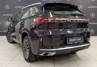 Подержанный автомобиль Exeed TXL 2022 года (7 фото)