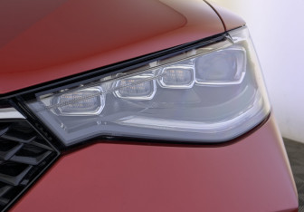 Подержанный автомобиль Haval F7 2024 года (17 фото)
