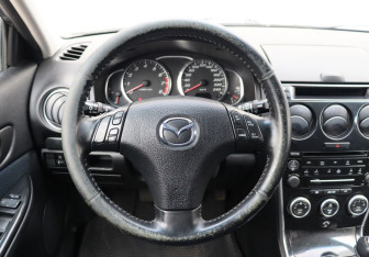 Подержанный автомобиль Mazda 6 Sedan 2007 года (14 фото)
