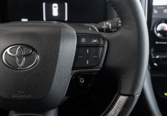 Новый Toyota Alphard 2024 (24 фото)