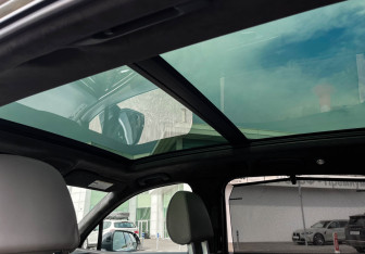 Подержанный автомобиль Audi Q7 2021 года (25 фото)
