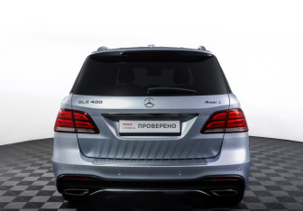 Подержанный автомобиль Mercedes-Benz GLE 2017 года (7 фото)