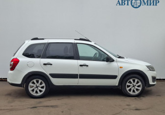 Подержанный автомобиль LADA (ВАЗ) Kalina Wagon 2015 года (4 фото)