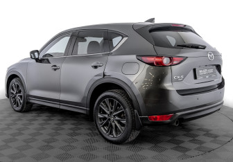 Подержанный автомобиль Mazda CX-5 2020 года (7 фото)