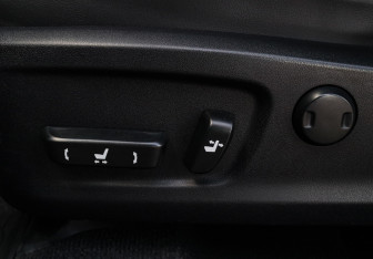 Подержанный автомобиль Lexus RX 2019 года (18 фото)