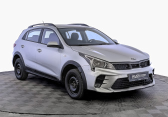 Подержанный автомобиль Kia Rio Hatchback 2021 года (3 фото)