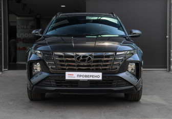 Подержанный автомобиль Hyundai Tucson 2022 года (2 фото)