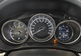 Подержанный автомобиль Mazda CX-5 2018 года (13 фото)