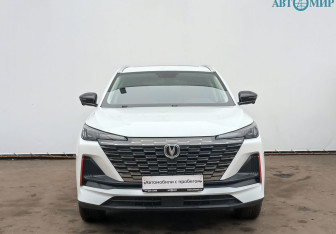 Подержанный автомобиль Changan CS55PLUS 2023 года (2 фото)