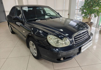 Подержанный автомобиль Hyundai Sonata 2005 года (3 фото)