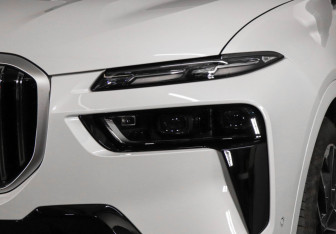 Новый BMW X7 2025 (7 фото)