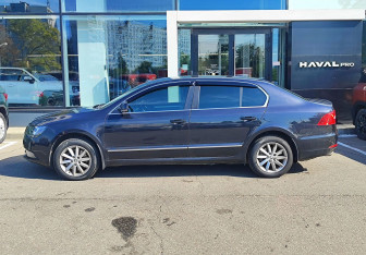 Подержанный автомобиль Skoda Superb Liftback 2013 года (8 фото)
