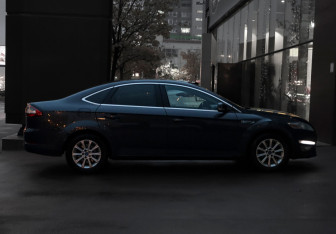Подержанный автомобиль Ford Mondeo Sedan 2012 года (4 фото)