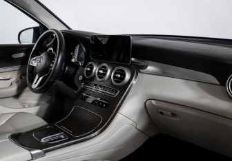 Подержанный автомобиль Mercedes-Benz GLC Coupe 2021 года (9 фото)