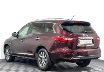 Подержанный автомобиль Infiniti JX 2013 года (7 фото)