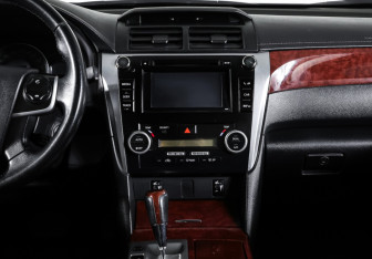 Подержанный автомобиль Toyota Camry Sedan 2012 года (14 фото)