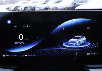 Подержанный автомобиль JAC JS6 2022 года (11 фото)