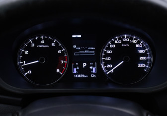 Подержанный автомобиль Mitsubishi Pajero Sport 2016 года (12 фото)