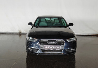 Подержанный автомобиль Audi A4 Sedan 2012 года (2 фото)