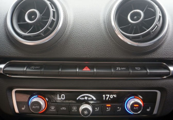 Подержанный автомобиль Audi A3 Hatchback 2013 года (15 фото)