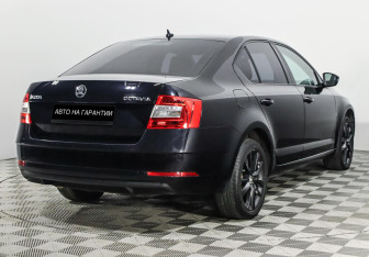 Подержанный автомобиль Skoda Octavia Liftback 2017 года (5 фото)