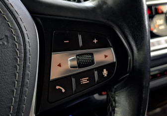 Подержанный автомобиль BMW X5 2019 года (30 фото)