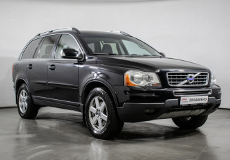 Подержанный автомобиль Volvo XC90 2009 года (3 фото)