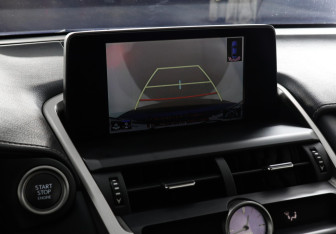 Подержанный автомобиль Lexus NX 2018 года (14 фото)