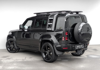 Подержанный автомобиль Land Rover Defender Suv 2024 года (7 фото)