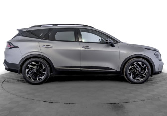 Подержанный автомобиль Kia Sportage 2023 года (4 фото)