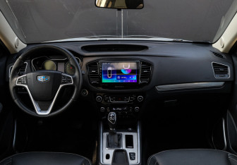 Подержанный автомобиль Geely Emgrand X7 2020 года (9 фото)